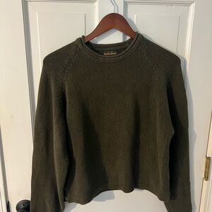 Vintage Woolrich Women's Olive Sweater